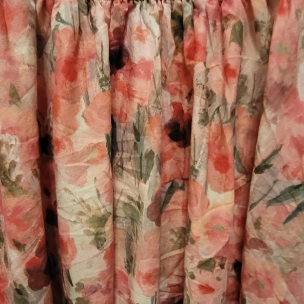 Hattie watercolor floral dress - Picture 3 of 5